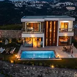 Bovilla Pera Villa *